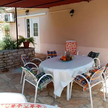 Seafront Dana Vela Luka