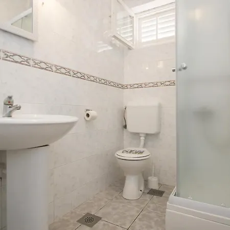 Seafront Dana アパート ヴェラ・ルカ