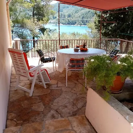 アパート Seafront Dana ヴェラ・ルカ